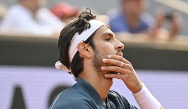 Roland Garros > Lorenzo Musetti au sujet de son revers à une main : « Ce n'est pas Roger Federer qui m'a fait choisir le revers à une main »