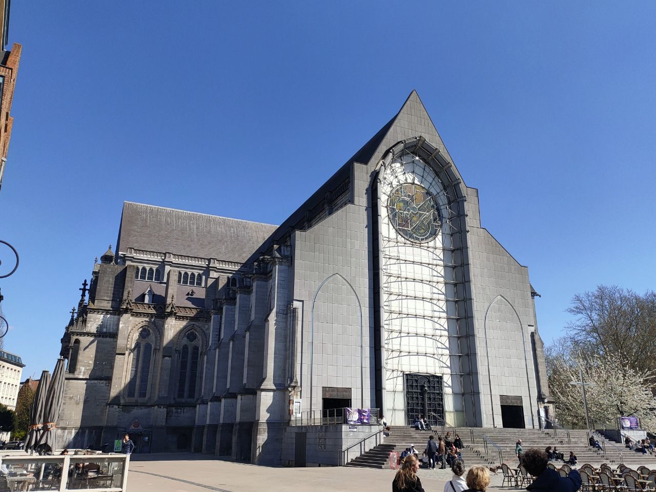 Lille : un prêtre et un diacre ordonnés le 22 juin