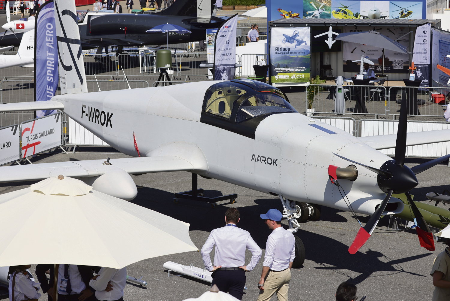 Des drones exposés au Salon du Bourget 2025