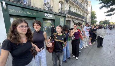 Urgence Palestine déploie une chaîne humaine dans les rues de Nantes