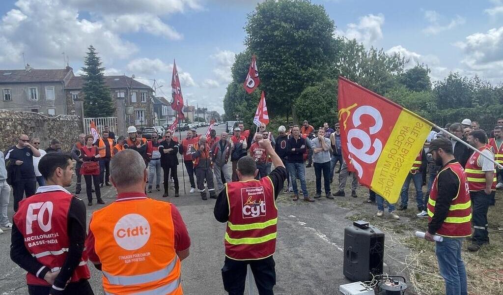 « On va démonter leur plan » : chez ArcelorMittal, la lutte contre la suppression de postes