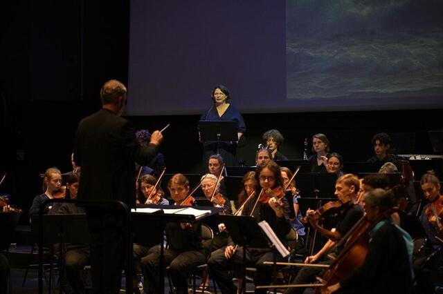 photo sur scène, l’orchestre de chambre des étudiants et amateurs nantais (ocean).  ©  photo presse océan - nathalie bourreau