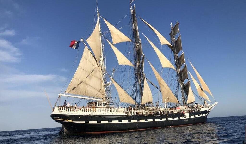 Débord de Loire 2025 : comment visiter le célèbre Belem ? - Maville Nantes