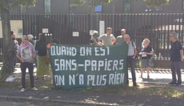 À Rennes, un rassemblement devant la préfecture en soutien aux personnes sans-papiers
