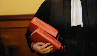 « Elle est épuisée » : un jeune homme de 20 ans condamné pour violences sur sa mère à