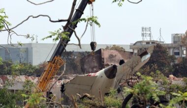 Crash du Boeing d’Air india : le Royaume-Uni rend hommage aux victimes, l’enquête démarre