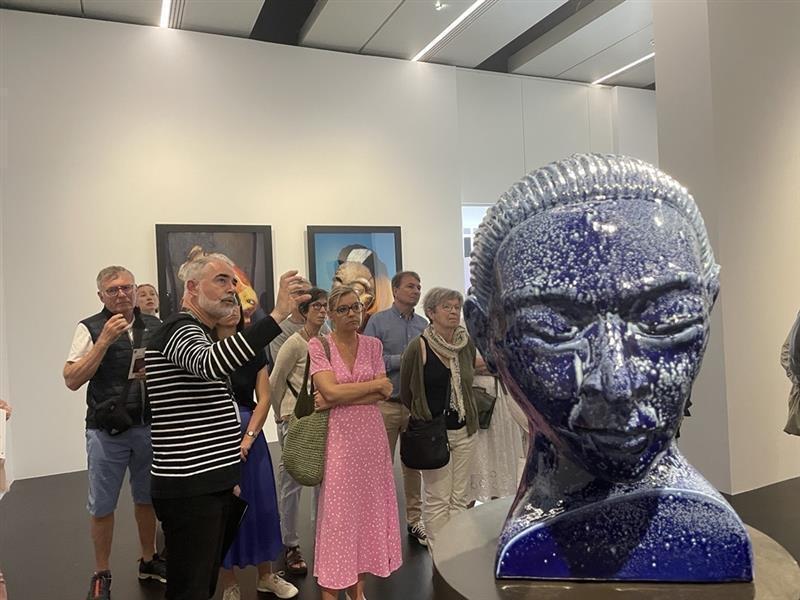 À Rennes, des abonnés à Ouest-France se retrouvent les yeux dans les yeux avec la collection