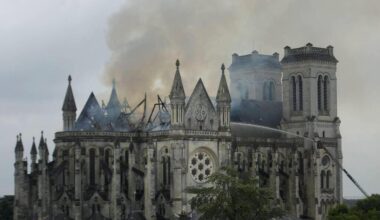 Un violent incendie a ravagé la basilique Saint-Donatien il y a tout juste dix ans
