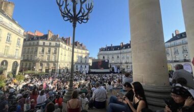 L’opéra est dans la place avec La flûte enchantée sur grand écran