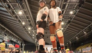 À Rennes, rencontre avec « Scarface » et « Croûton », deux mordues de roller derby . Sport