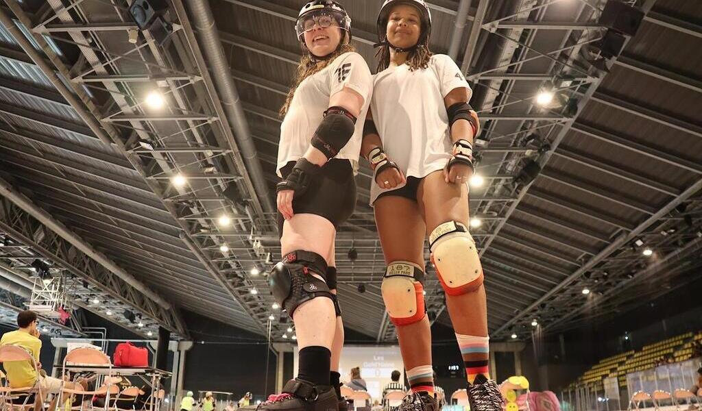 À Rennes, rencontre avec « Scarface » et « Croûton », deux mordues de roller derby . Sport
