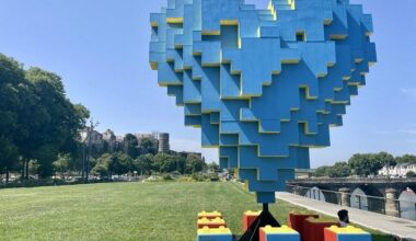Quelle est cette sculpture de cinq mètres de haut qui vient de s’ériger à Angers ?