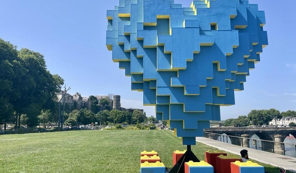 Quelle est cette sculpture de cinq mètres de haut qui vient de s’ériger à Angers ?