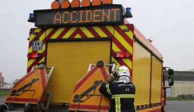 Spectaculaire accident avec une voiture sur le toit sur le périphérique de Nantes : deux blessés