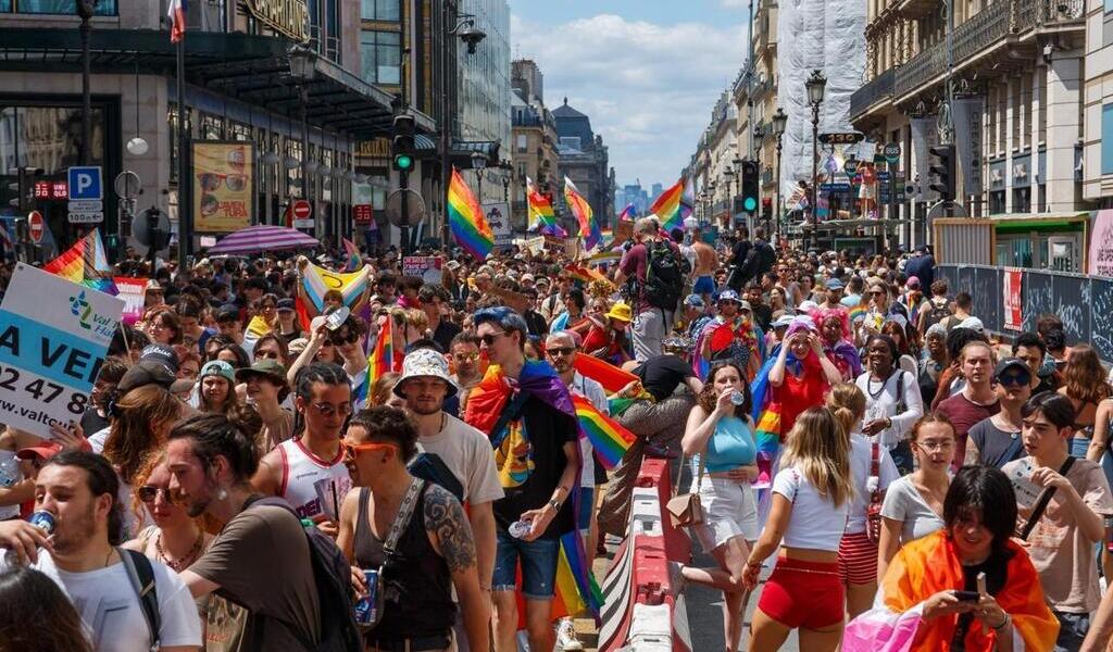 EN IMAGES. À Paris, une marche des fiertés festive et « contre l’internationale