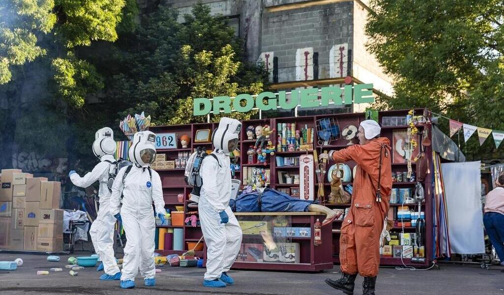 EN IMAGES. Avec « Apesanteur », la compagnie nantaise Royal de Luxe en orbite