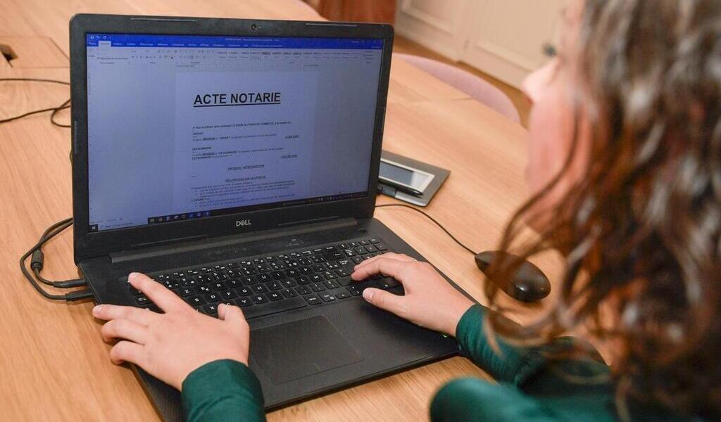 Formation, salaires, emploi… Quatre questions sur le métier de collaborateur de notaire
