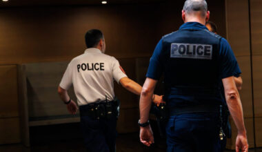 Policiers. @Hugo LAUBEPIN