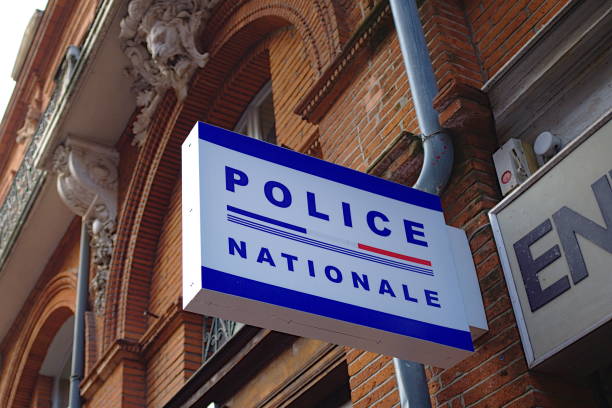 SAINT-ÉTIENNE : UN AUTOMOBILISTE FAIT SON SHOW DEVANT LES FORCES DE L'ORDRE