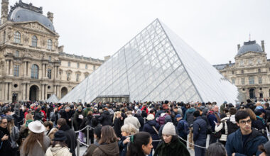 Projet « Nouvelle Renaissance » : le Louvre lance un concours international d’architecture pour se moderniser