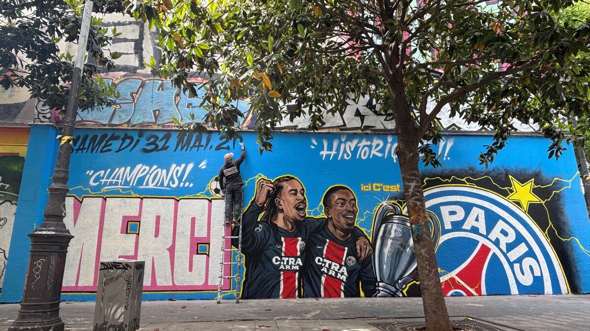 Paris : un street-artist rend hommage au PSG sur une fresque monumentale