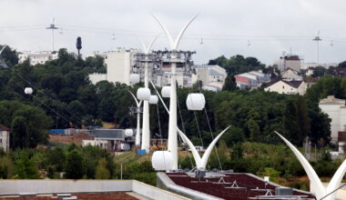 Les dernières télécabines livrées, le premier téléphérique d’Île-de-France entame des tests sur toute la ligne