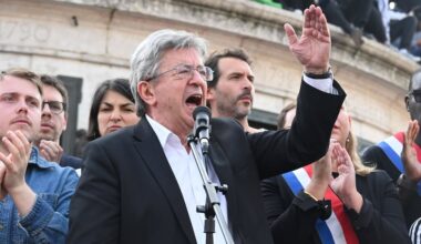 Mélenchon clive et menace. Cesar VILETTE/OLA NEWS/SIPA