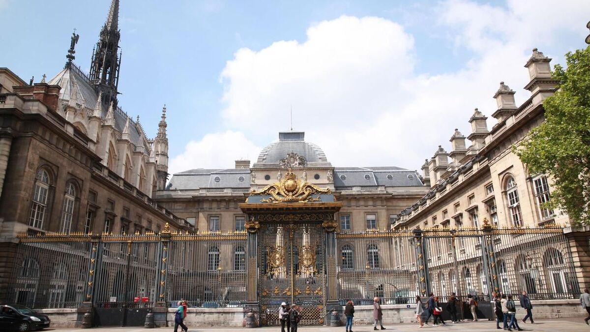 Paris : l’île de la Cité touchée par une coupure électrique, le Palais de justice et le tribunal de commerce paralysés