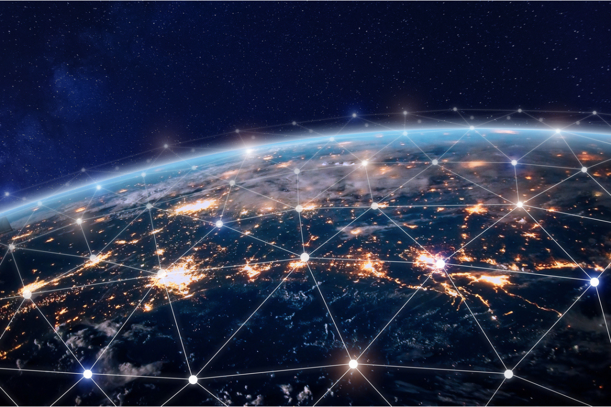 Dévoilé le 25 juin 2025, le Space Act vise notamment à renforcer la résilience du réseau de communication spatial européen - Crédits : NicoElNino / iStock