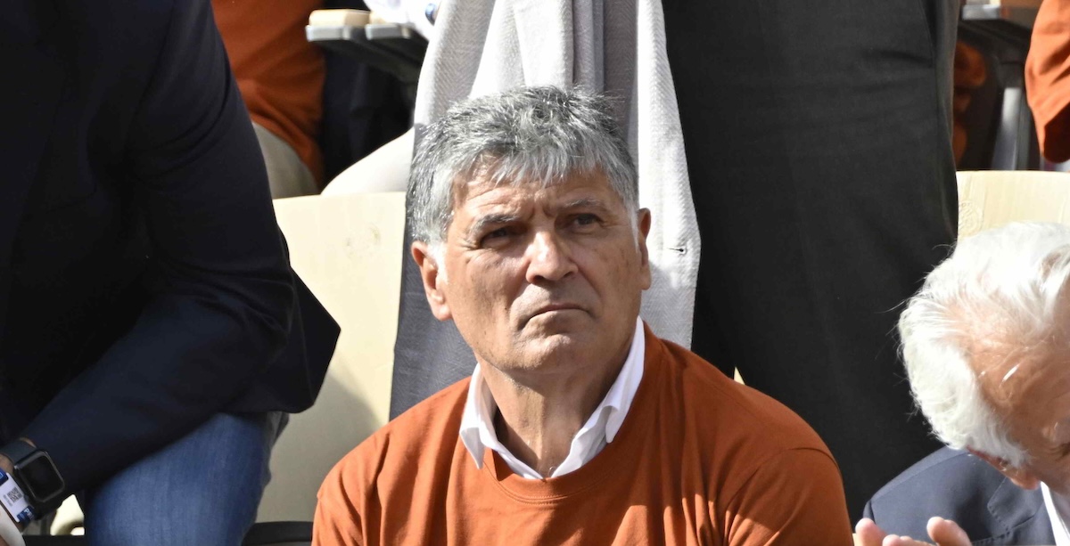 Roland Garros > Toni Nadal : "C'était une défaite très difficile. Jannik a manqué un peu de calme au moment crucial. Peut-être que son box aurait dû lui dire : "Calme-toi !" »