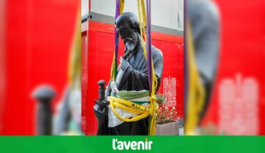 La réinstallation d'une première statue de la flèche de Notre-Dame de Paris est effective