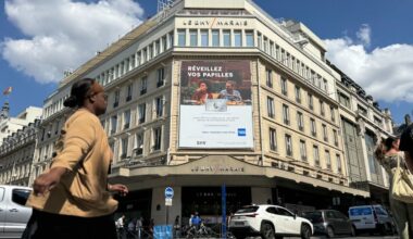 « Rayons vides », « retards de paiements », des clients qui « ne viennent plus » : à Paris, le BHV vacille-t-il ?