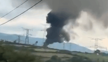 Un impressionnant incendie sur un transformateur électrique de RTE près de Lyon