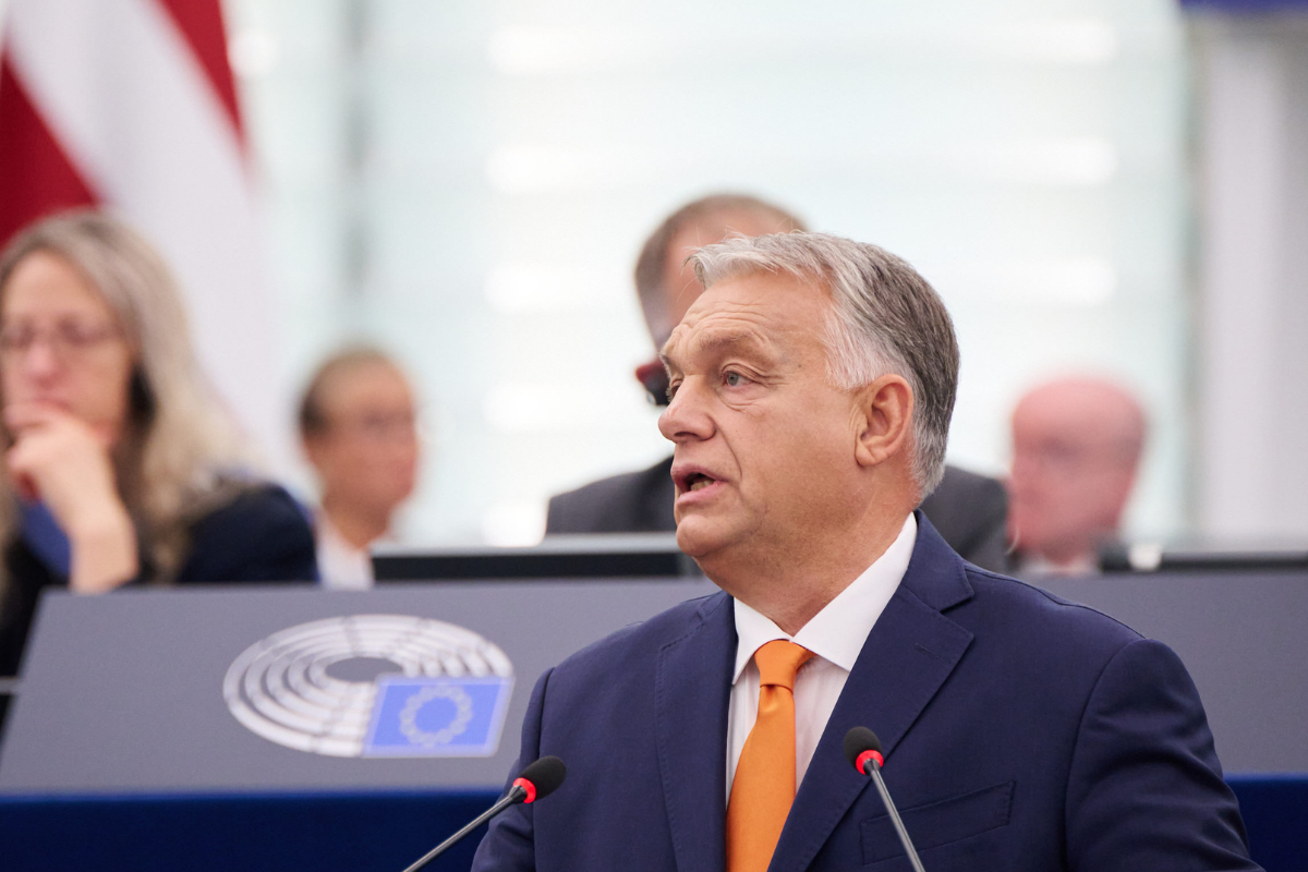 Le Premier ministre hongrois, Viktor Orbán (ici le 9 octobre 2024 au Parlement européen de Strasbourg), cristallise les tensions des dirigeants européens pour sa politique jugée contraire aux valeurs de l