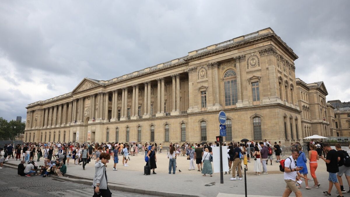 Paris confie le lifting de la place du Louvre au musée pour « mieux l’intégrer à son paysage »