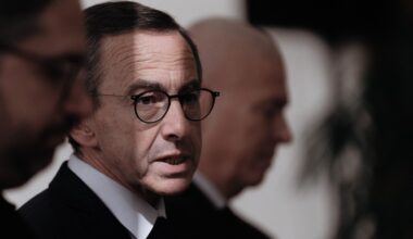 « L’appel du 18 juin de Retailleau... » Le ministre de l'Intérieur lance une chasse aux migrants dans les gares avec 4 000 policiers et gendarmes