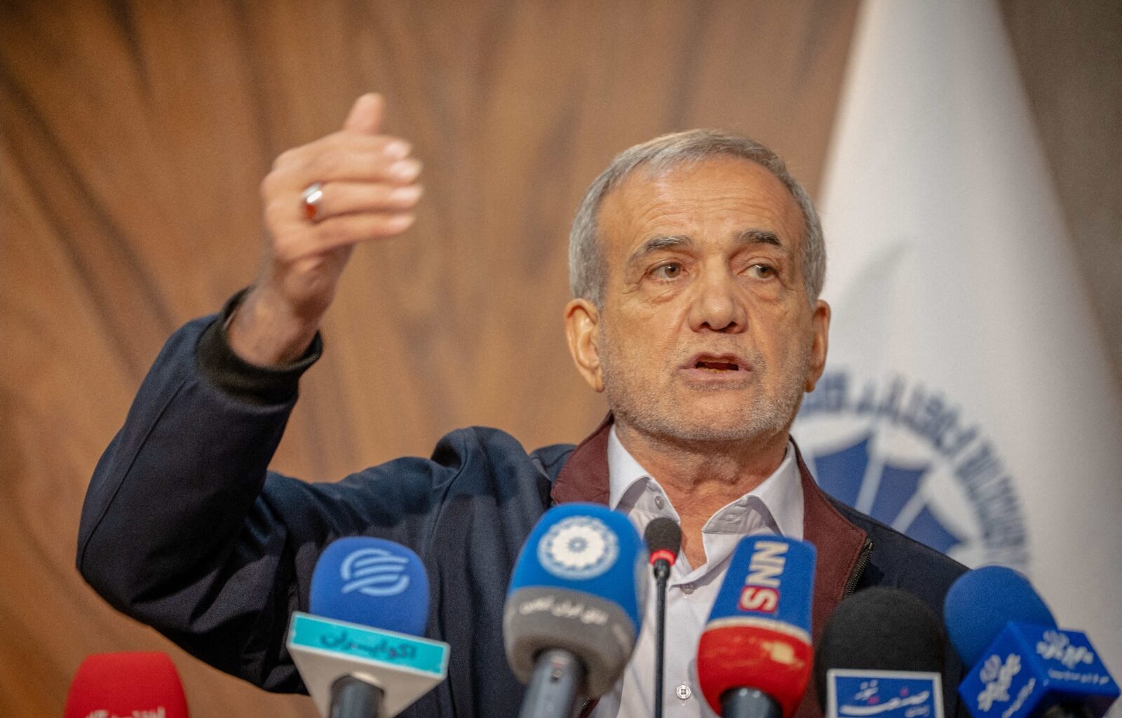 Guerre Israël-Iran : le président iranien annonce « la fin de la guerre des douze jours », l’armée israélienne dit « se concentrer de nouveau sur Gaza »