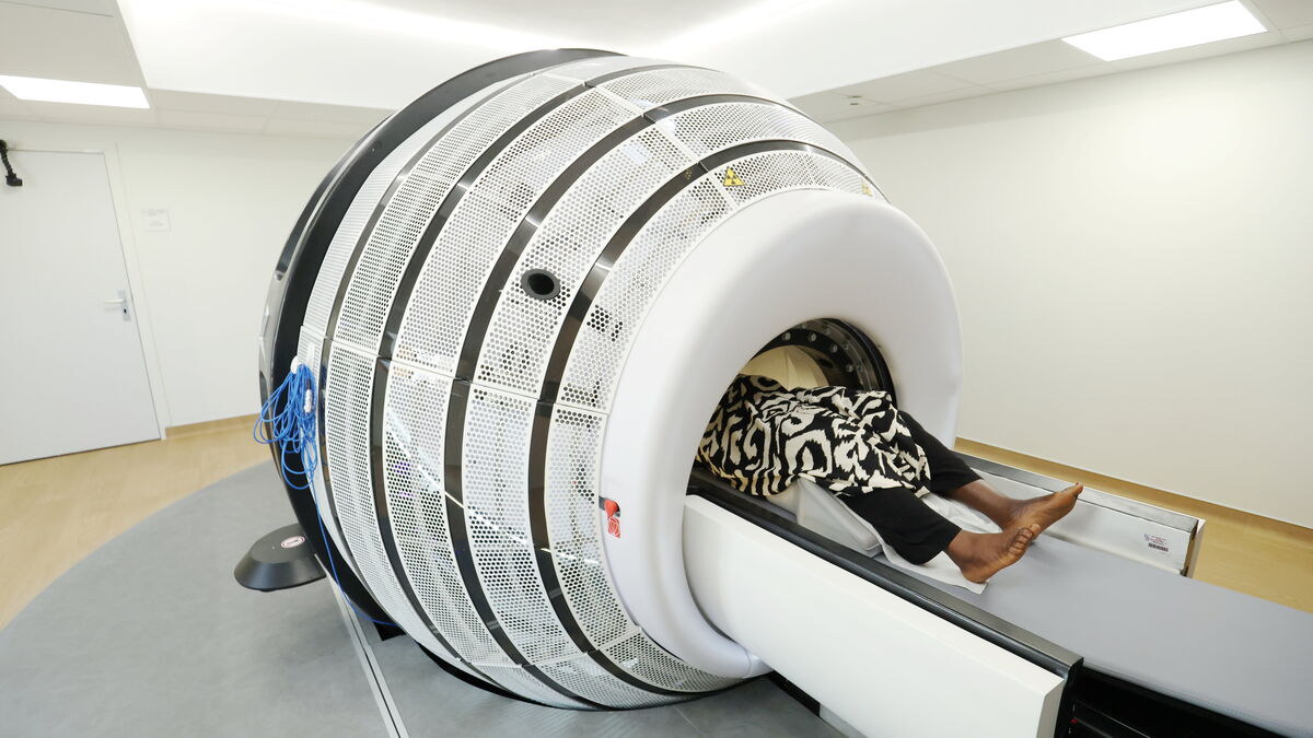 « Allez, on envoie les doses ! » : dans les coulisses d’une spectaculaire intervention médicale à rayons X