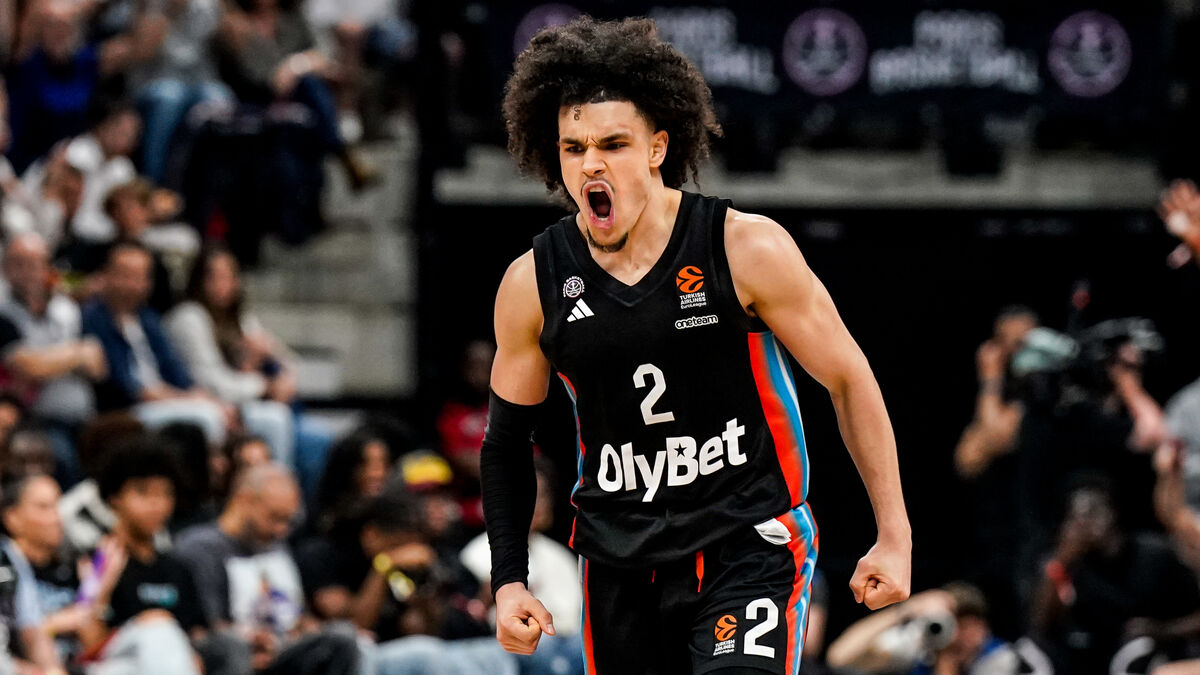 « Une mentalité de boxeur dans un sport collectif » : Nadir Hifi, le Prince de Paris qui électrise le basket français