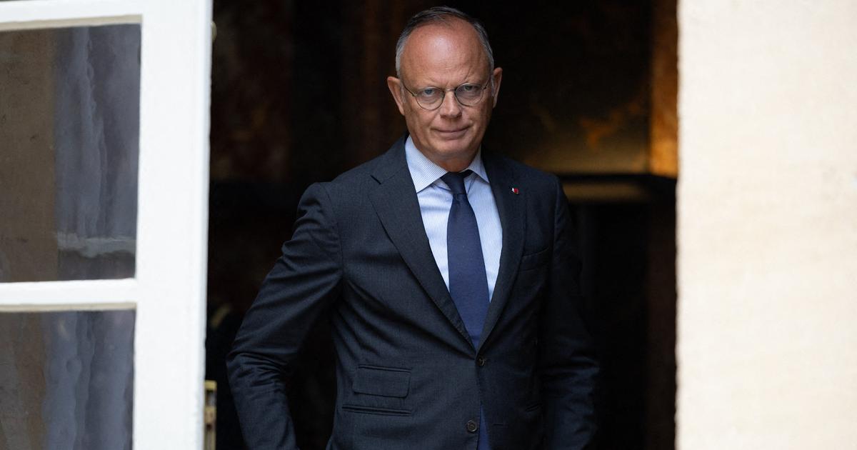 Édouard Philippe peint en noir la France d’Emmanuel Macron pour ne pas endosser son héritage
