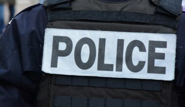 la victime identifiée, son identité connue
