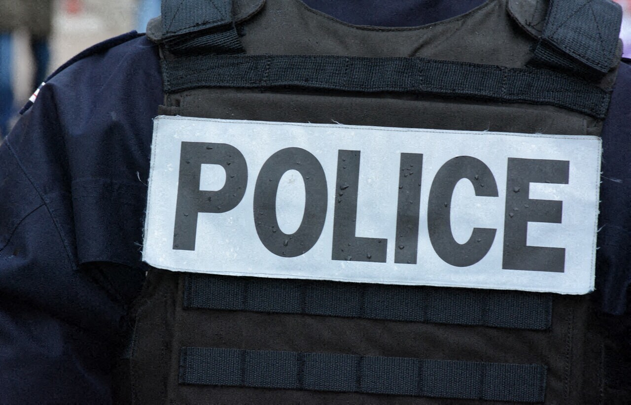 la victime identifiée, son identité connue