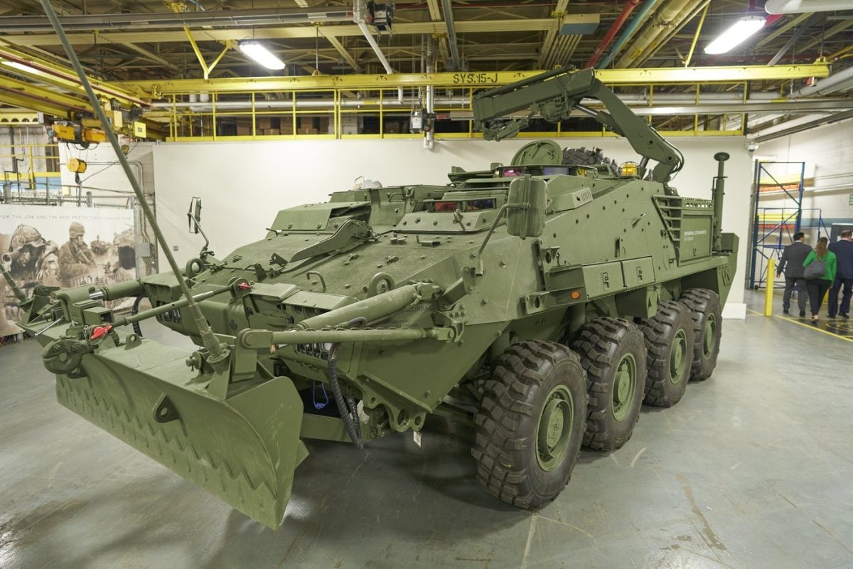 Jusqu'à quel point le Canada peut réduire sa dépendance aux États-Unis en défense?