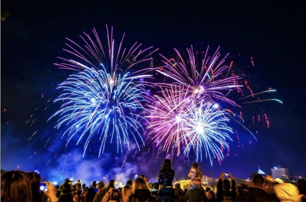 Nice. Voici où voir les feux d’artifices de l’été 2025 dans les Alpes-Maritimes