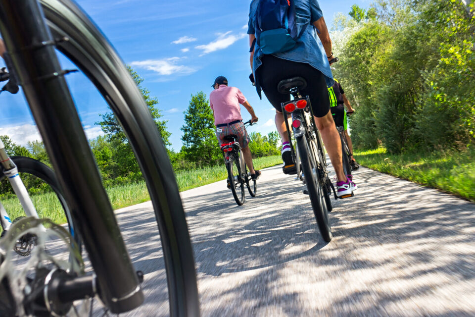 L'association Rouen Tourisme propose des vélos à la location pour arpenter les différents parcours autour de Rouen.