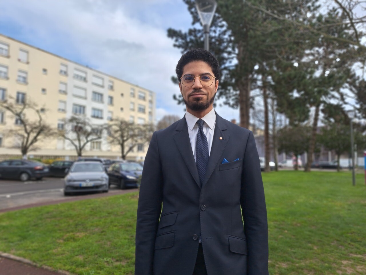Yanis Khalifa prend la température avant de replonger