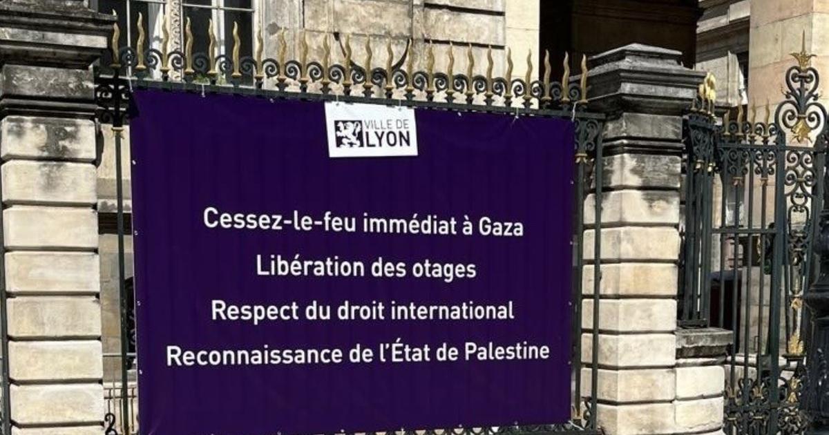 le Crif demande le retrait d’une affiche pour un «cessez-le-feu à Gaza» placardée sur la mairie