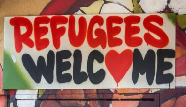 manifestation pro-migrants à la gare