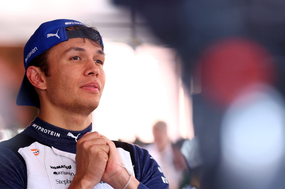 La théorie d'Albon derrière les difficultés de Lawson et Tsunoda chez Red Bull