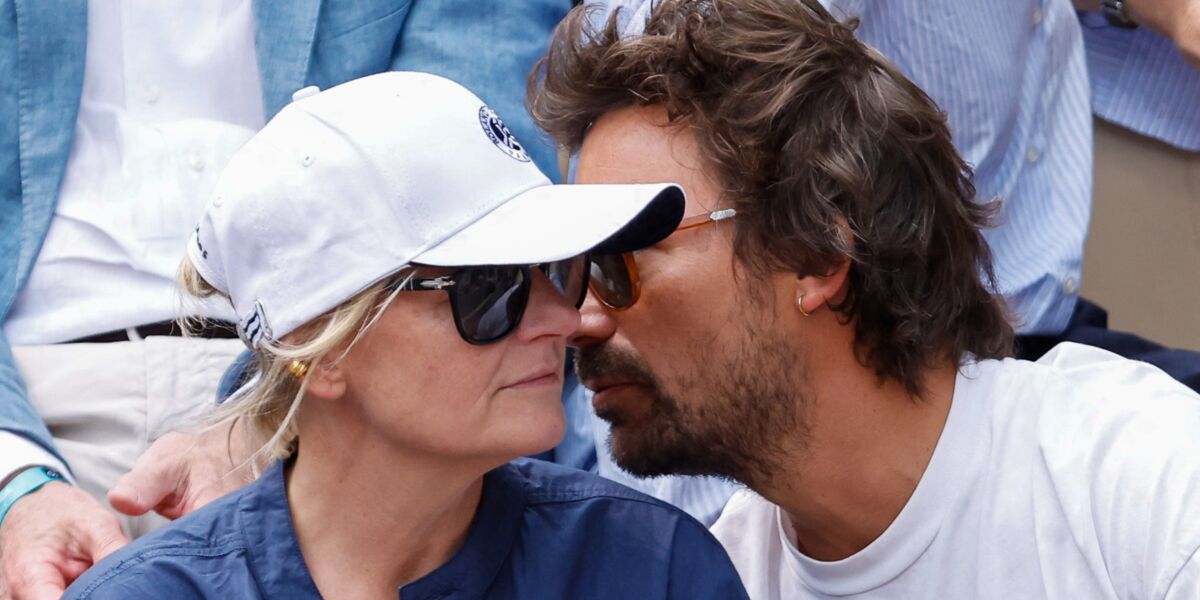 Anne-Elisabeth Lemoine et Bertrand Chameroy complices à Roland-Garros, ils volent la vedette à Omar Sy (PHOTOS)